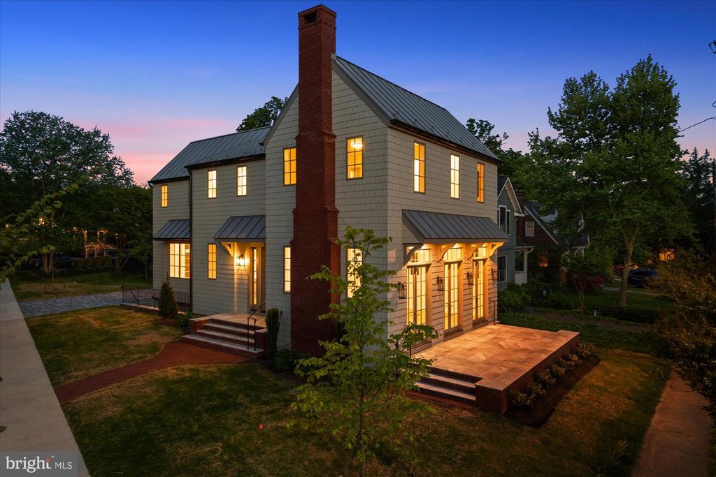 1004 VIRGINIA AVE, Alexandria, VA 22302