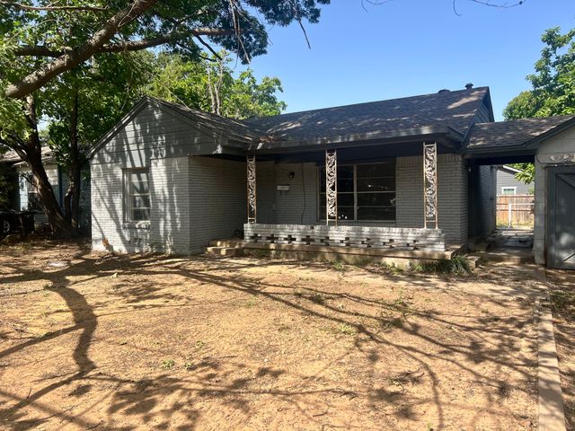 1107 Wayne Street, Fort Worth, TX 76117