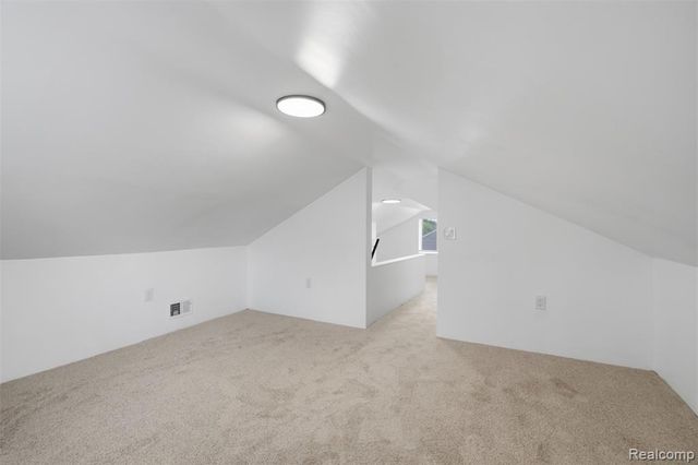1717 Lindbergh Street, Wyandotte, MI 48192