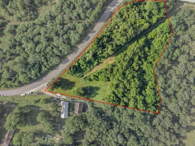 40562 & 40614 Garrett Road, Brookshire, TX 77423