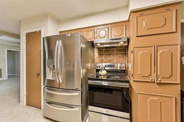 103 Deaton Street, Freeport, TX 77541