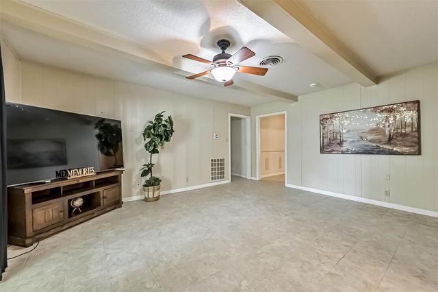 103 Deaton Street, Freeport, TX 77541