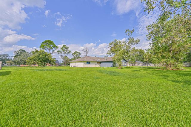 103 Deaton Street, Freeport, TX 77541