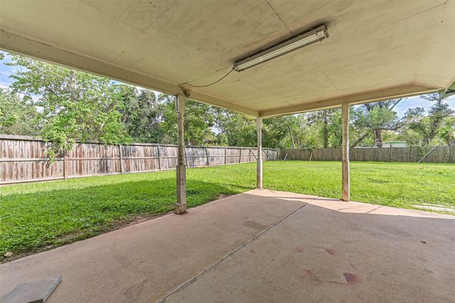 103 Deaton Street, Freeport, TX 77541