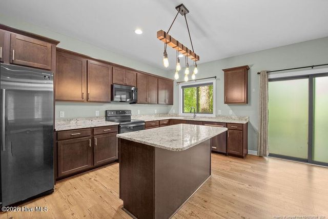 648 Bunting Place, Vass, NC 28394