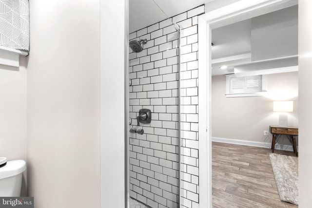 6118 SLIGO MILL RD NE, Washington, DC 20011