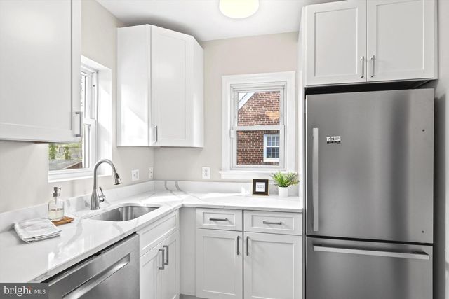 6118 SLIGO MILL RD NE, Washington, DC 20011