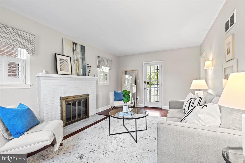 6118 SLIGO MILL RD NE, Washington, DC 20011