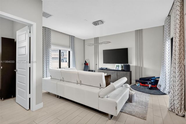 4740 NW 84th Ave 4740, Doral, FL 33166