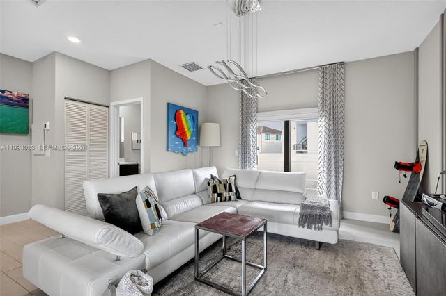 4740 NW 84th Ave 4740, Doral, FL 33166