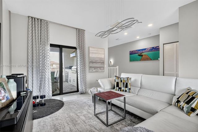 4740 NW 84th Ave 4740, Doral, FL 33166