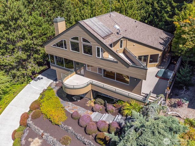 10413 66th Place W, Mukilteo, WA 98275
