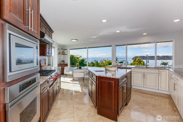 10413 66th Place W, Mukilteo, WA 98275