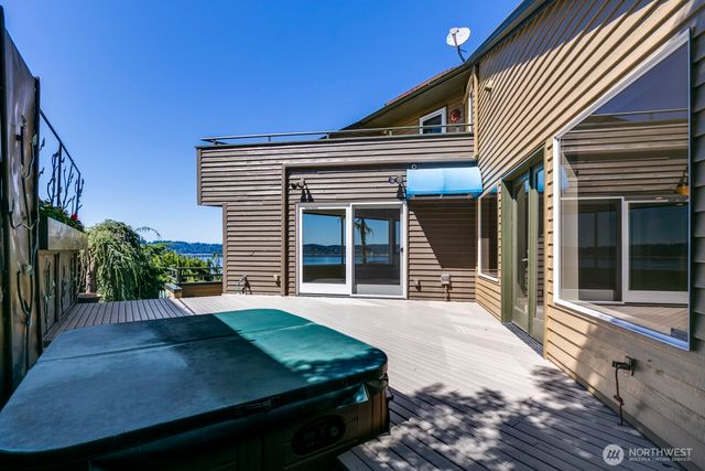 10413 66th Place W, Mukilteo, WA 98275