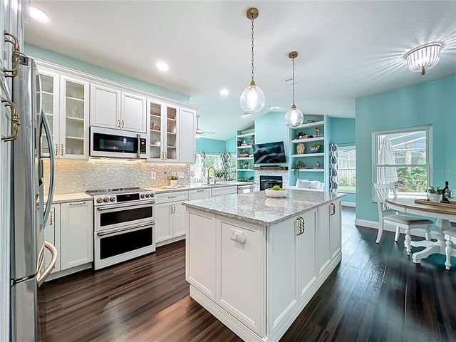 1600 TWIN OAKS CIRCLE, Oviedo, FL 32765