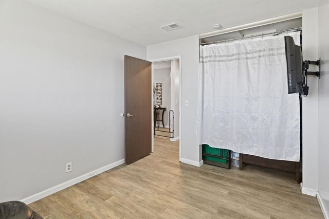 7610 Lakeridge Cir, Elk Grove, CA 95624