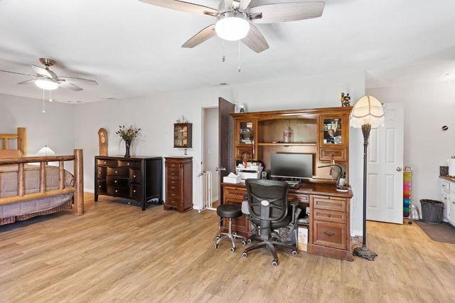 7610 Lakeridge Cir, Elk Grove, CA 95624