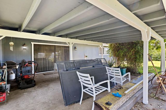 7610 Lakeridge Cir, Elk Grove, CA 95624