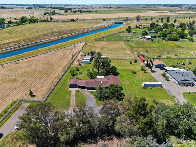 7610 Lakeridge Cir, Elk Grove, CA 95624