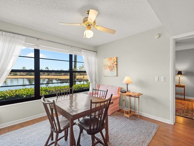 33 Plantation Drive 103, Vero Beach, FL 32966