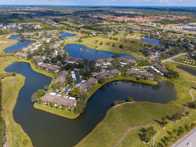 33 Plantation Drive 103, Vero Beach, FL 32966