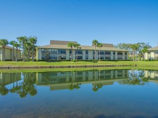 33 Plantation Drive 103, Vero Beach, FL 32966