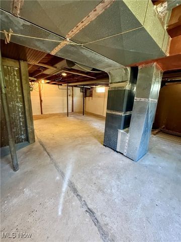 1405 15th Avenue, Parkersburg, WV 26101