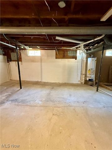 1405 15th Avenue, Parkersburg, WV 26101