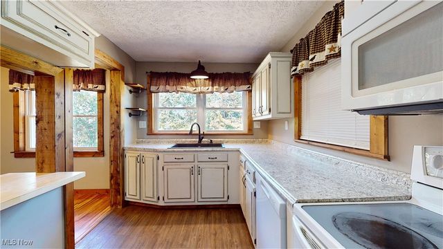 1405 15th Avenue, Parkersburg, WV 26101