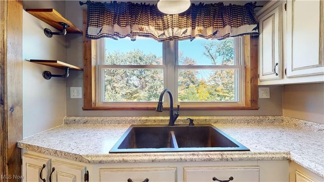 1405 15th Avenue, Parkersburg, WV 26101