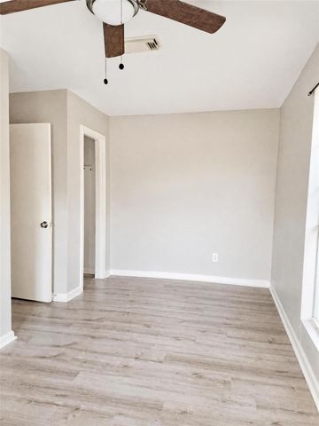 17805 Villa Way Drive, Spring, TX 77379