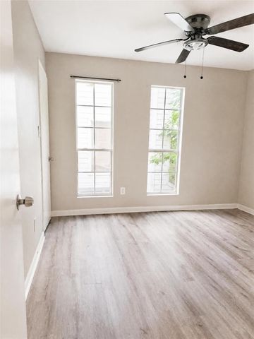 17805 Villa Way Drive, Spring, TX 77379