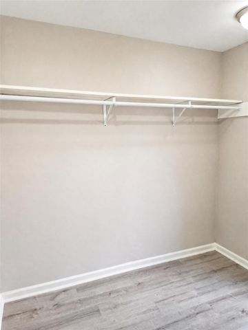 17805 Villa Way Drive, Spring, TX 77379