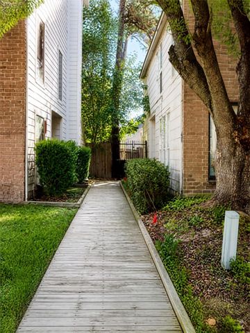 17805 Villa Way Drive, Spring, TX 77379