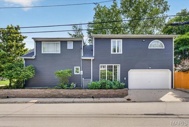 114 M Street, Edwardsville, IL 62025
