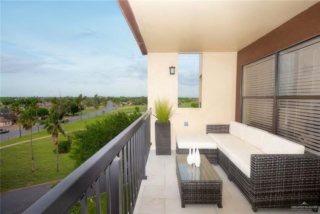 2900 Ashley Drive 604, Pharr, TX 78577