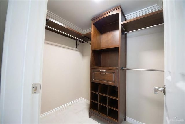 2900 Ashley Drive 604, Pharr, TX 78577