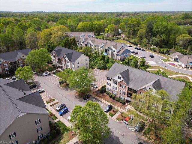 4762 Tatton Park Circle 3A, Winston-salem, NC 27103