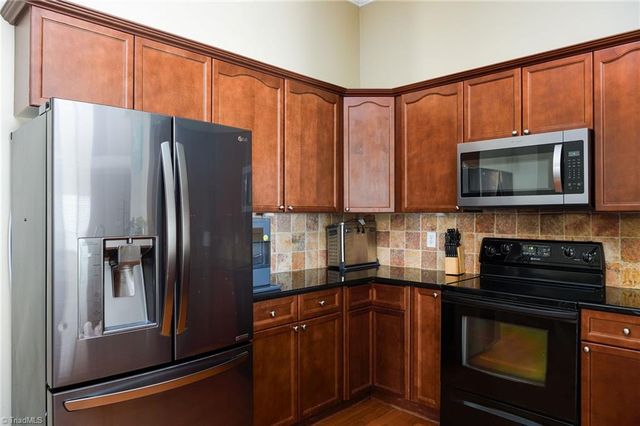 4762 Tatton Park Circle 3A, Winston-salem, NC 27103