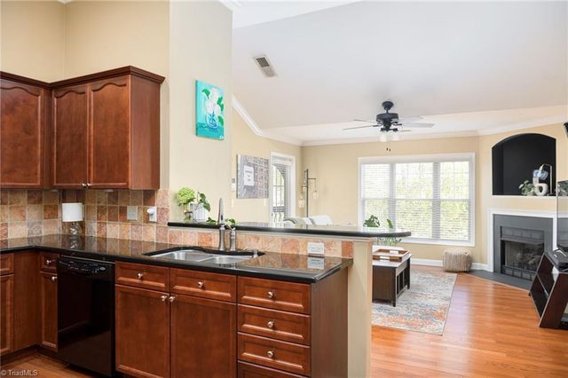 4762 Tatton Park Circle 3A, Winston-salem, NC 27103