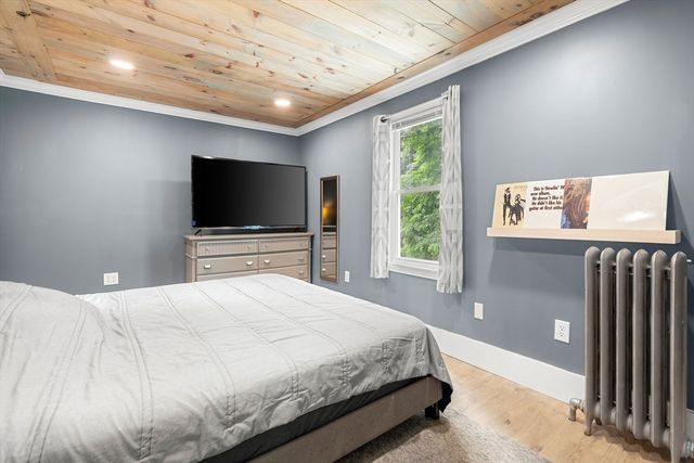 142 Elm Street, Kingston, MA 02364