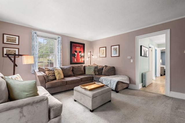 142 Elm Street, Kingston, MA 02364