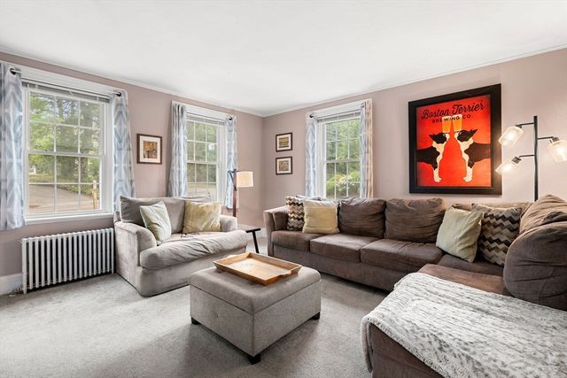 142 Elm Street, Kingston, MA 02364
