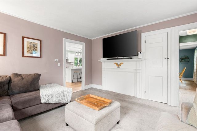 142 Elm Street, Kingston, MA 02364
