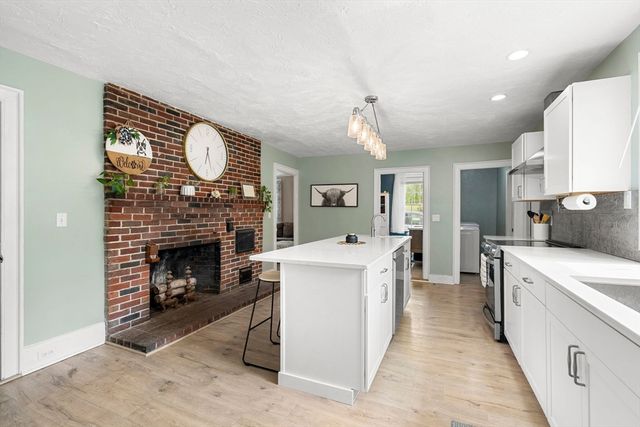 142 Elm Street, Kingston, MA 02364