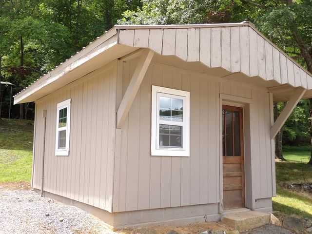 795 Sunnyside Road, Hiawassee, GA 30546