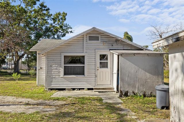 611 29TH STREET E, Bradenton, FL 34208