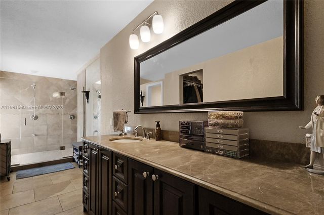 3500 SW 13th St, Miami, FL 33145