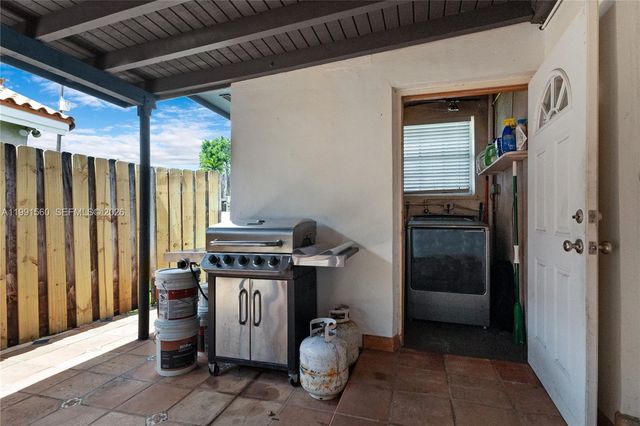 3500 SW 13th St, Miami, FL 33145