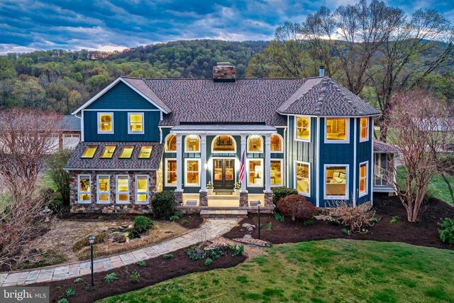 11597 LEEDS CHAPEL LN, Markham, VA 22643